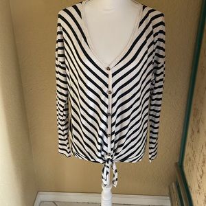 Retrology Striped Cardigan Tie